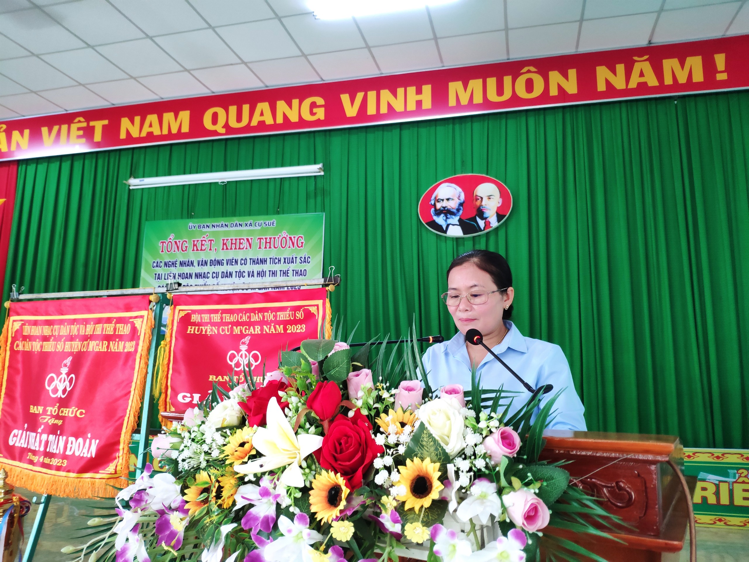 trao thuong lhncdt (7)